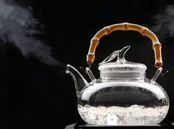 有水垢的水能喝吗？对身体会有影响吗？【每天一个冷知识系列（22）】